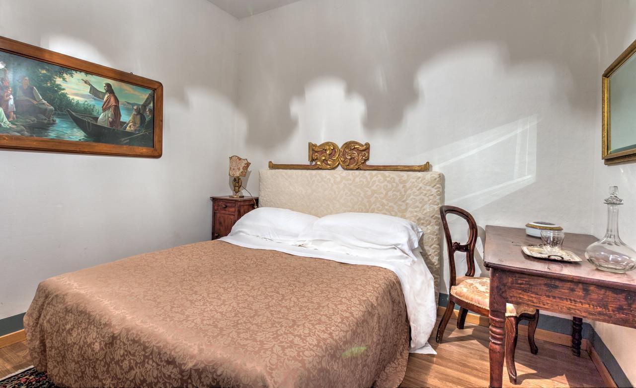 B&B La Residenza Del Poeta Montesicuro Ngoại thất bức ảnh