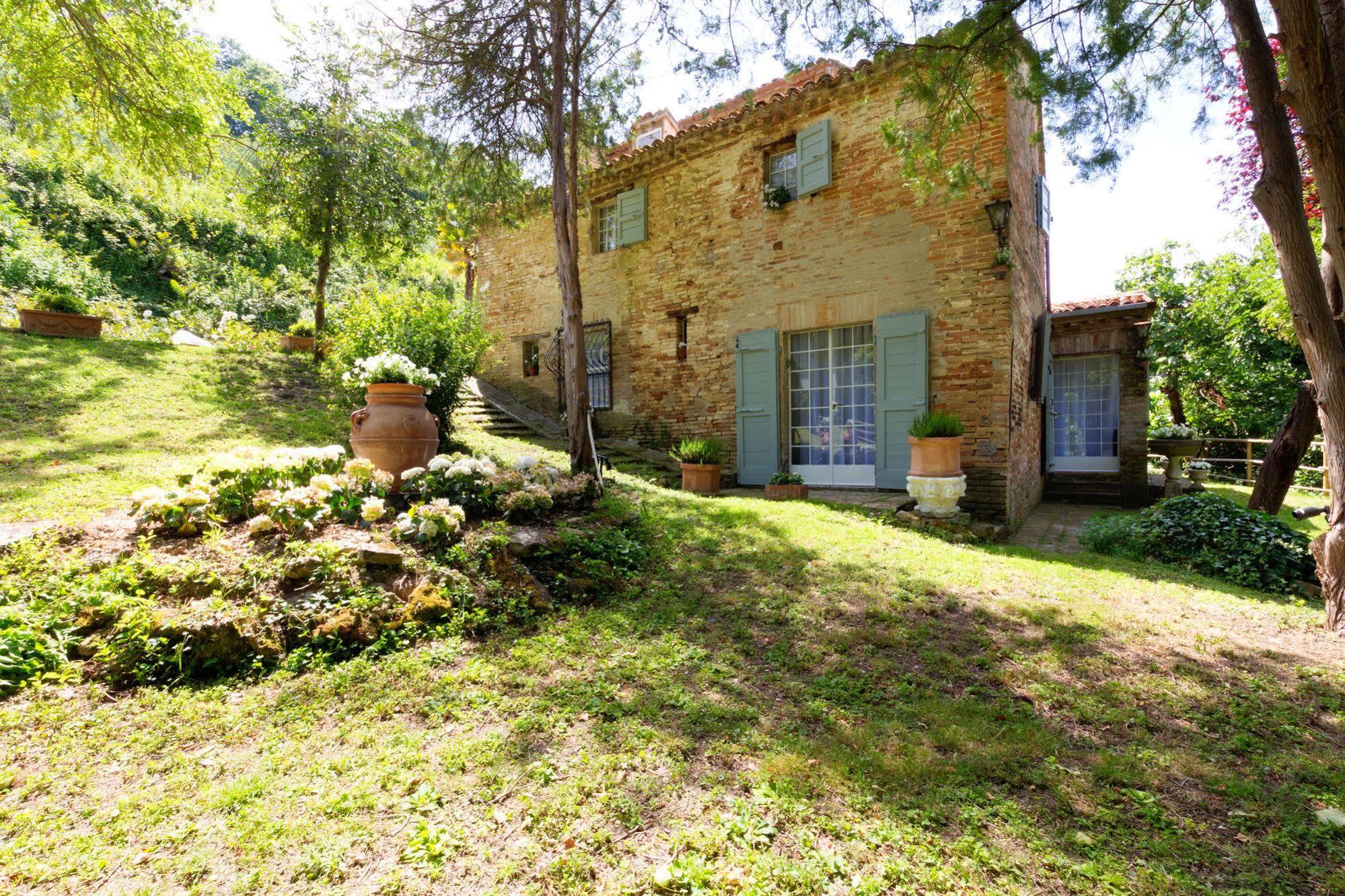 B&B La Residenza Del Poeta Montesicuro Ngoại thất bức ảnh