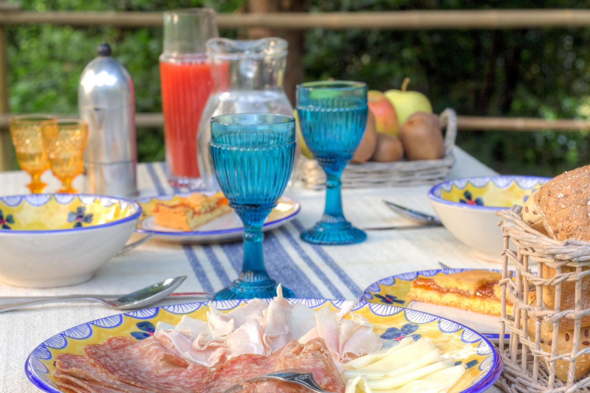 B&B La Residenza Del Poeta Montesicuro Ngoại thất bức ảnh